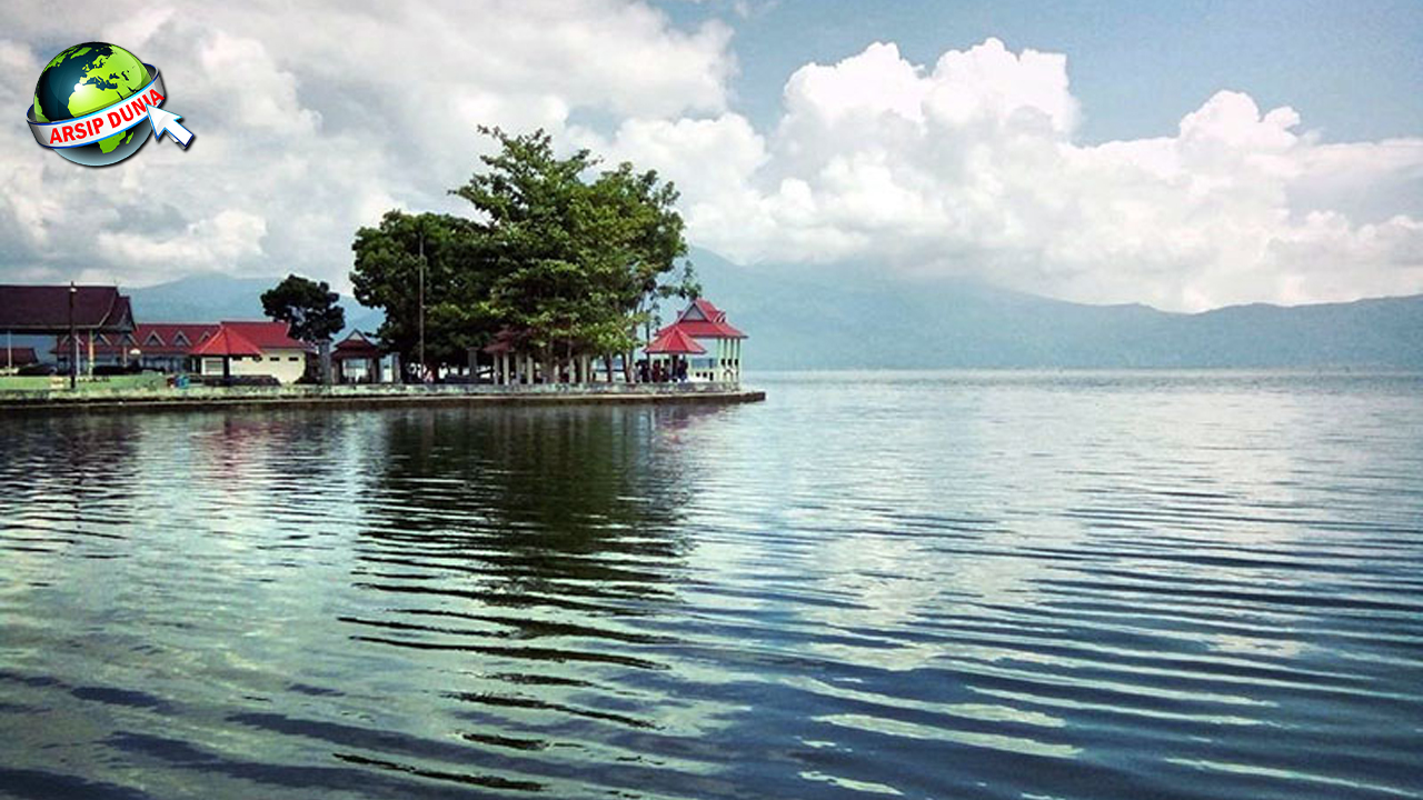Asal Usul Danau Kerinci: Mitos, Letusan, dan Kekuatan Alam!