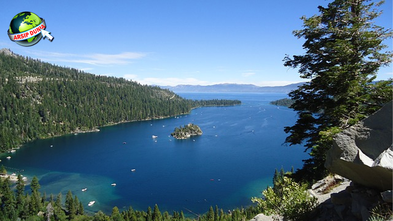 Danau Tahoe Keindahan2 Spektakuler di Tengah Pegunungan