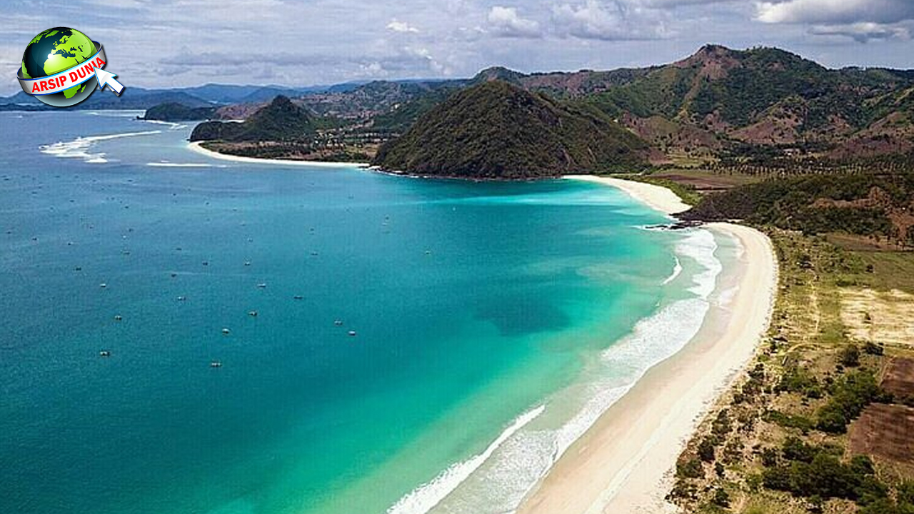 20 Fakta Menyeramkan tentang Pantai Selong Belanak