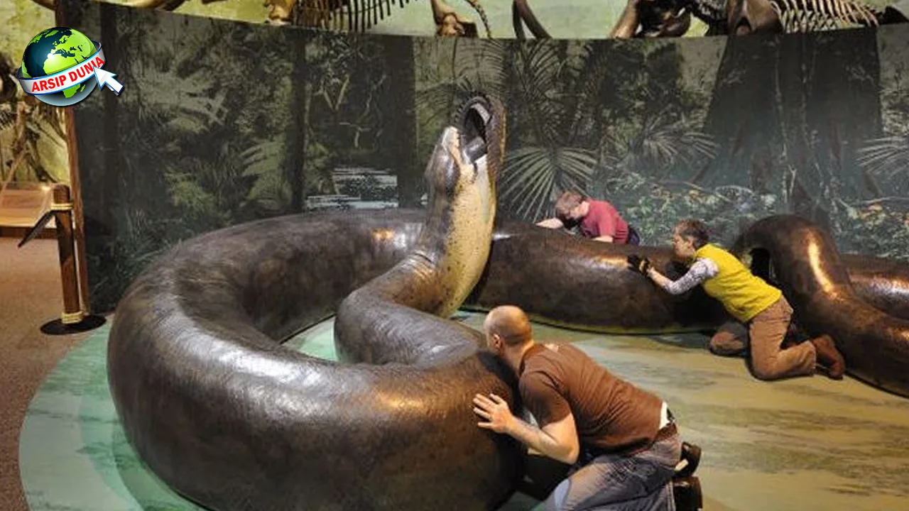 Anaconda Ular Air Raksasa dari Sungai Amazon 1925