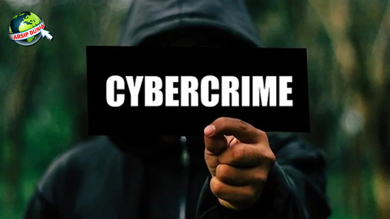 Sejarah Kejahatan Siber dan 3 Dampaknya Melongo