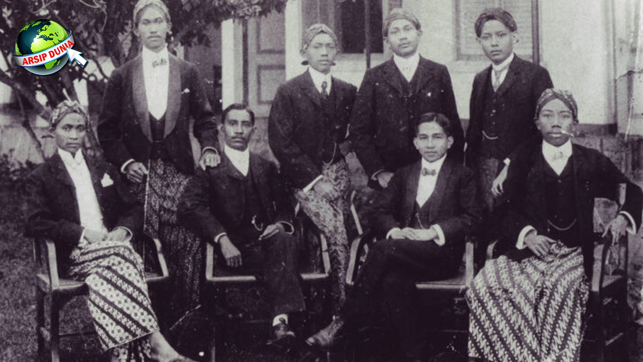 Budi Utomo 1908: Saatnya Tenang Indonesia Bersatu!