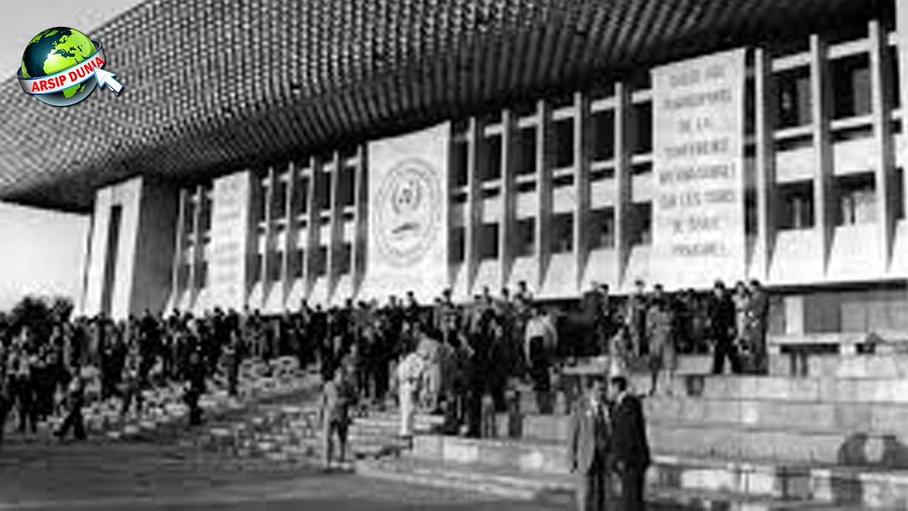 Alma Ata 1978: Revolusi Kesehatan Global yang Terlupakan?